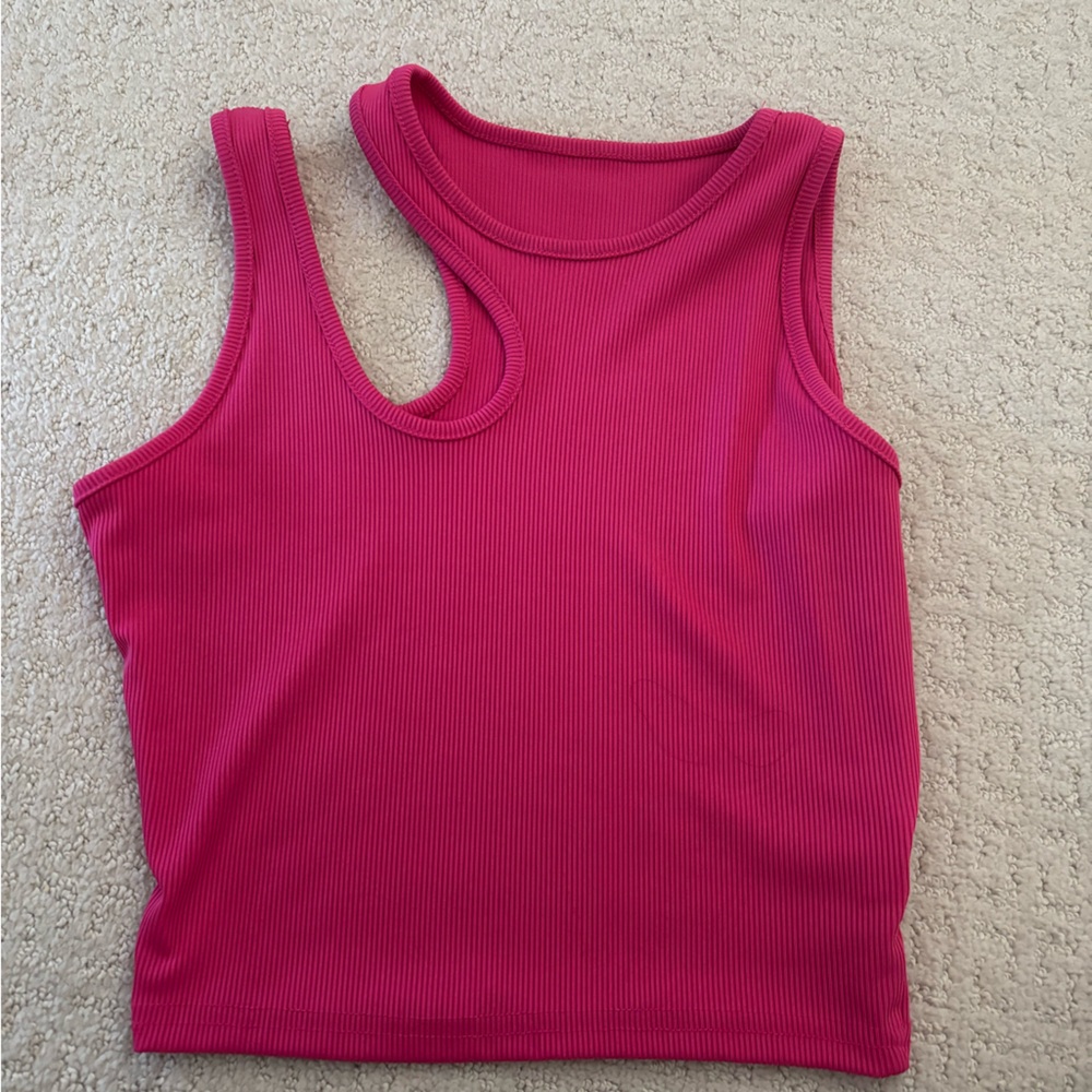 cutout cropped tank top